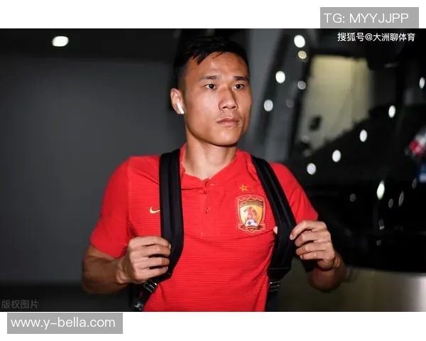 蚌埠足球明星张成林的成长之路与职业生涯的辉煌成就揭秘